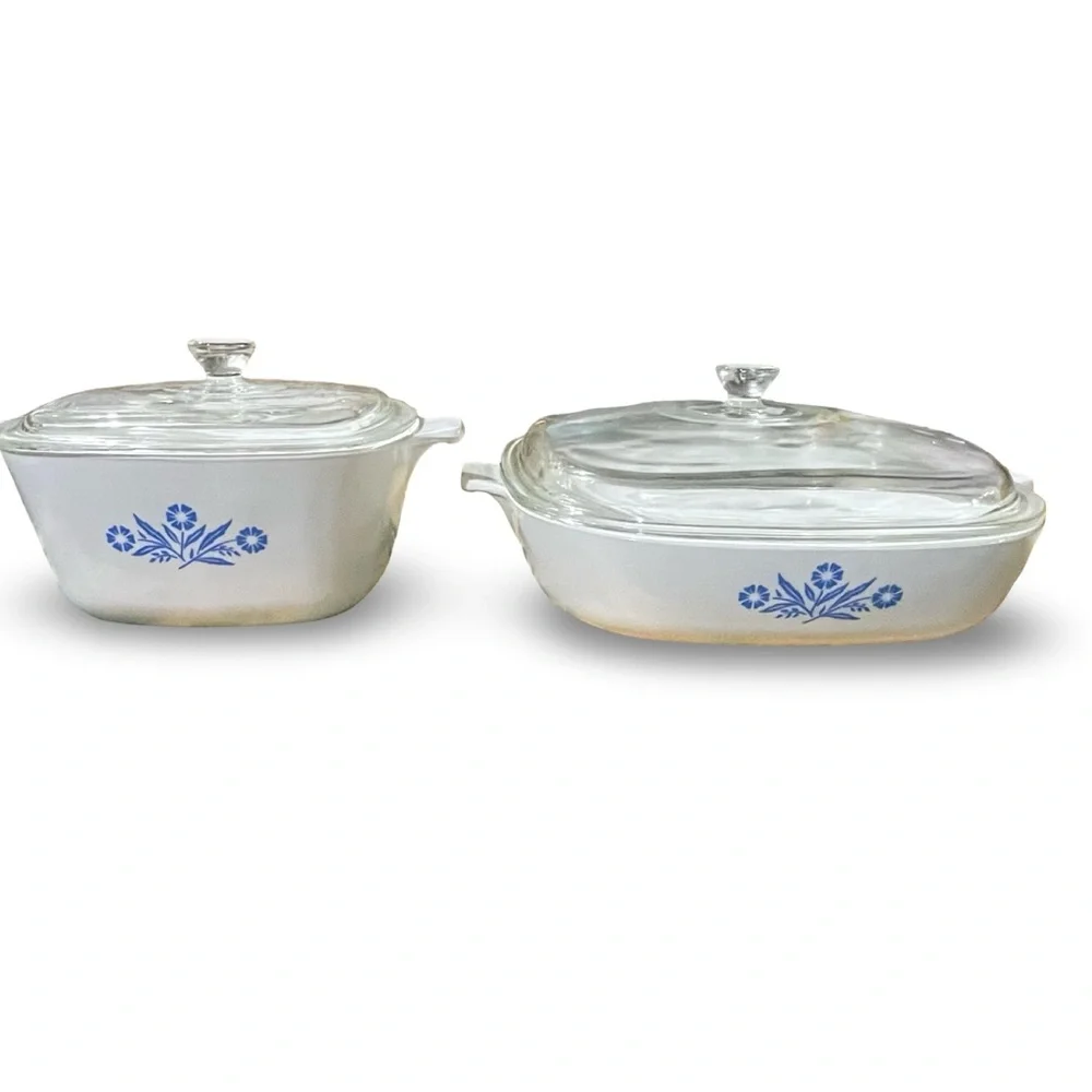 Vintage Corningware Casserole Dish Set with Lids (1.75 Qt and 2.5 Qt)